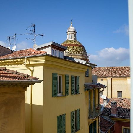 Sunny Apartment In Heart Of Nice Old Town Экстерьер фото